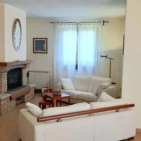 בית נופש Casa Daniela סארוק